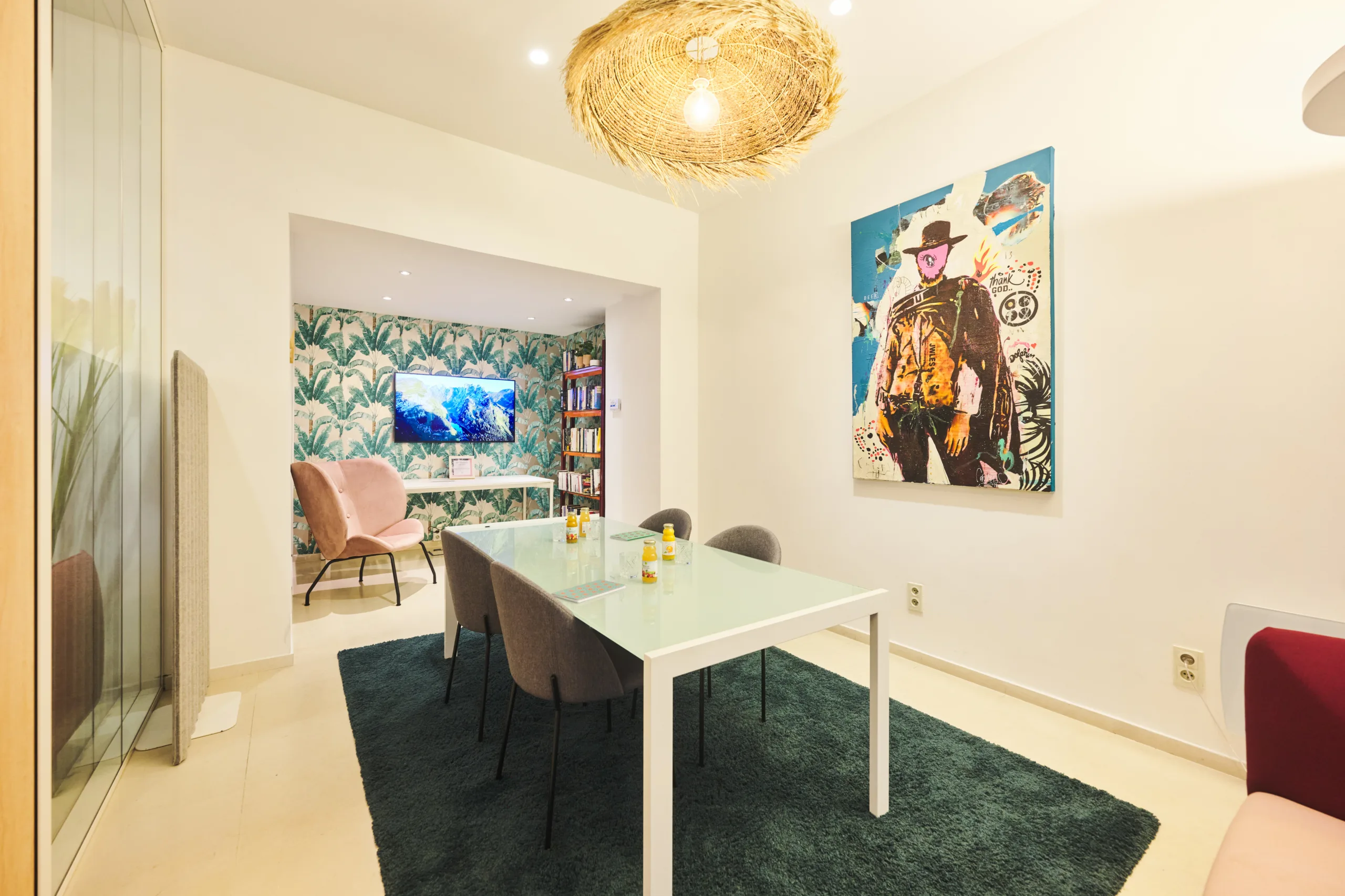 Clint Hall meeting room for 6 people Brussels